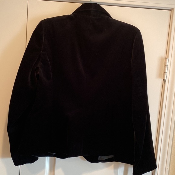 DONATED. Pursuits,ltd Jacket - Picture 3 of 4